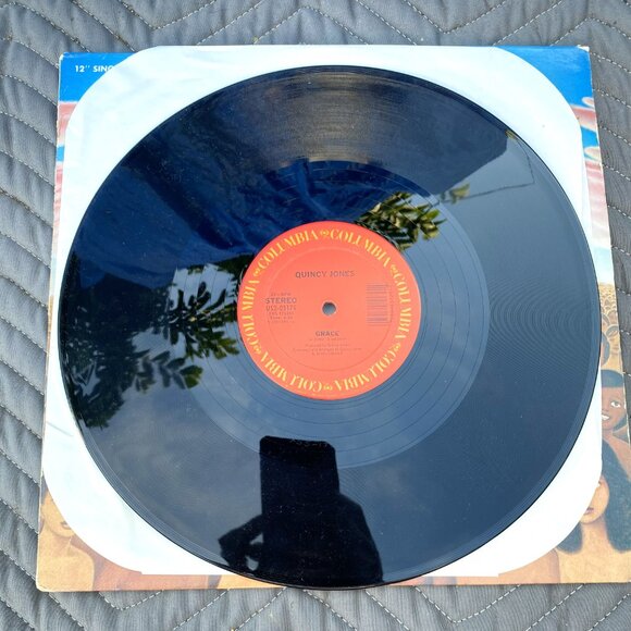 USA FOR AFRICA ‘We Are The World’ 1985 Columbia Vinyl Record - Picture 4 of 4